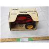 Image 2 : ERTL Massey Harris 44 tractor 1/16 (NIB)
