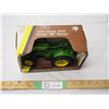 Image 2 : John Deere 1935 Model BR tractor 1/16 (NIB)