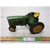 Image 3 : John Deere tractor 8 1/2" long (no box)