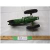 Image 4 : John Deere tractor 8 1/2" long (no box)