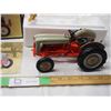 Image 2 : Precision series 1953 Ford NAA Golden Jubilee tractor 1/16 (NIB)