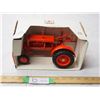 Image 1 : Allis Chalmers 1/16 tractor (NIB)