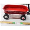 Image 4 : Mini metal Radio Flyer kids toy wagon (plastic handle)