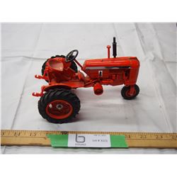 ERTL Case Vac 1988 special edition