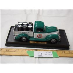 Limited edition Coop Ford toy truck 'Liberty Classics'
