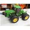 Image 4 : Plastic John Deere 9620 remote control tractor (23 1/2" long)