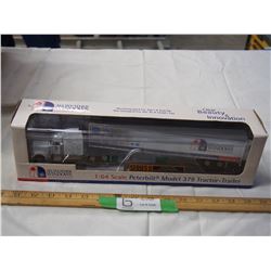 1/64 scale Peterbilt Model 379 tractor trailer toy (15" long)