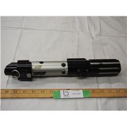 Star Wars red lightsaber 2006 (13 1/2" extends to 37" long)
