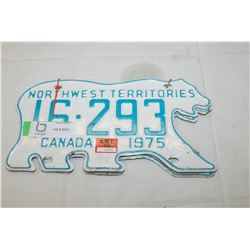 NWT license plate set 1975