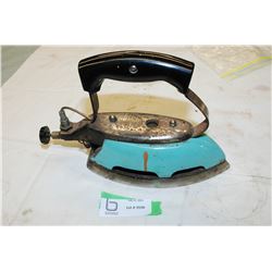 Coleman turquoise gas iron