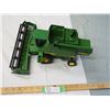 Image 2 : John Deere model 9500 combine (missing table auger) 14" long
