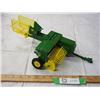 Image 1 : John Deere model 336 square baler 1/16 scale toy