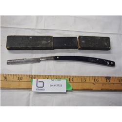 Bowdin Wedge handmade razor with case