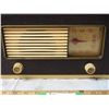 Image 3 : Philco leather, Bakelite electric radio 1940's (powers up)