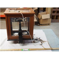 Precision balance scale with sliding doors