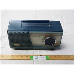 Bakelite Sony 7 transistor radio