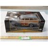 Image 1 : 1/18th scale Chevy Woody Fleet Master in original box