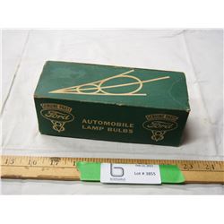 1940's V8 Ford headlight bulb box with NOS bulbs