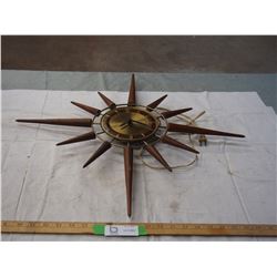 Spider retro wall clock (hums but does not move)