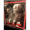 Image 2 : GORDIE HOWE & STEVE YZERMAN FACSIMILIE SIGNED CUSTOM FRAMED PHOTO 32X34