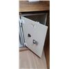 Image 7 : LA GARD DROP BOX SAFE DOUBLE COMINATION SAFE LA GARD TYPE 2500 SERIES