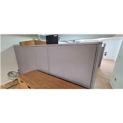 FIVE SECTIONS OF OFFICE PARTITIONS