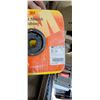 Image 6 : PLLET OF 15 X 15AMP BREAKERS, EGS COVER, 10 CEILING LIGHT FIXTURES, LIGHT COVERS ITM NO: PSTM-42B WH