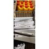 Image 8 : KV SHELVING BRACKETS 6" AN 7" VARIOUS COLORS LARGE QTY