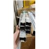 Image 1 : 18 PIECES OF  1 5/8" PLT TRACK