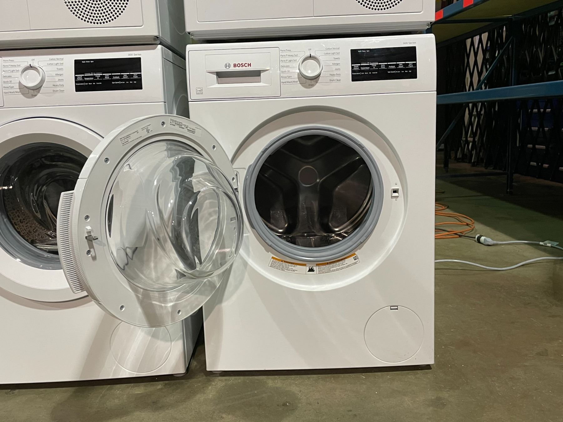 BOSCH 300 SERIES WAT28400UC WHITE FRONT LOAD STACKING WASHER ...