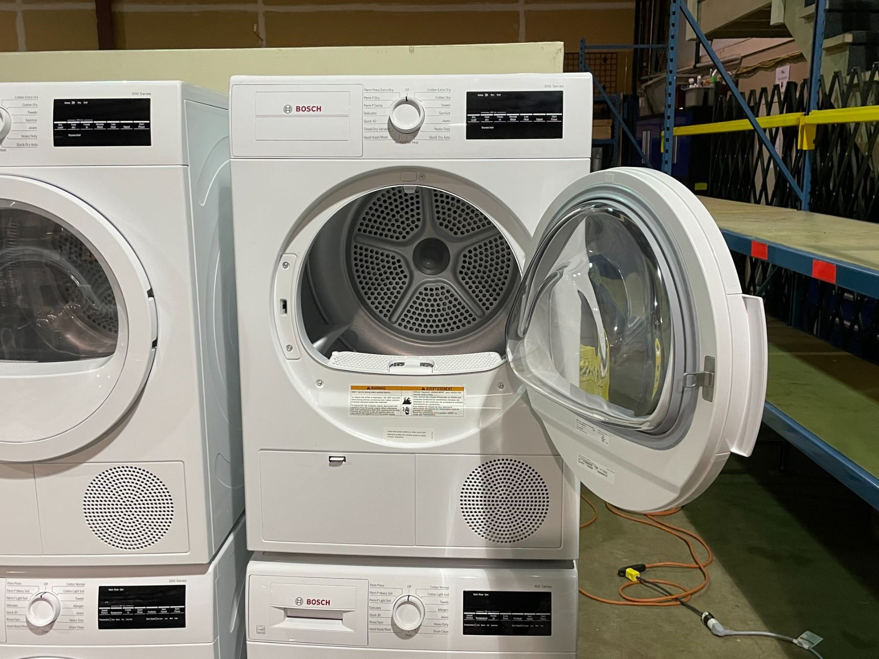 BOSCH 300 SERIES WAT28400UC WHITE FRONT LOAD STACKING WASHER ...