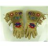 Image 2 : Cree Beaded Gloves