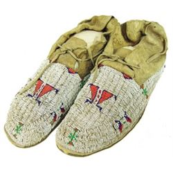 Lakota Sioux Beaded Moccasins