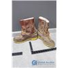 Image 10 : (3) Pairs of Winter Boots