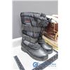 Image 5 : (3) Pairs of Winter Boots
