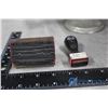 Image 6 : Vintage Standard Stamp Stand w/Stamps