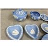 Image 5 : Wedgwood Dish Set