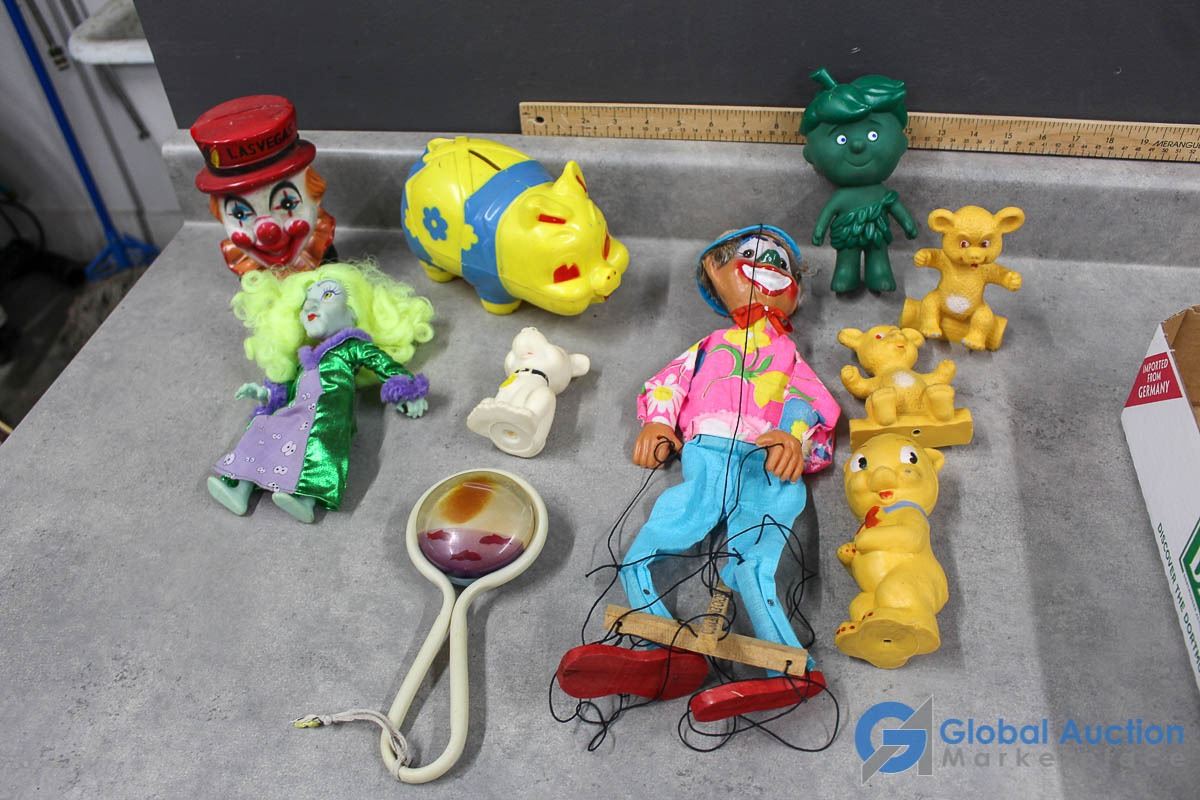 Vintage Toys, Puppet, & Coin Banks