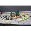 Image 1 : Country Playset