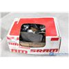 Image 2 : 1000 Watt Electric Bucket Heater & Bike Shift Set in Box