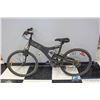 Image 1 : Men's 26" Raleigh Mountain Bike