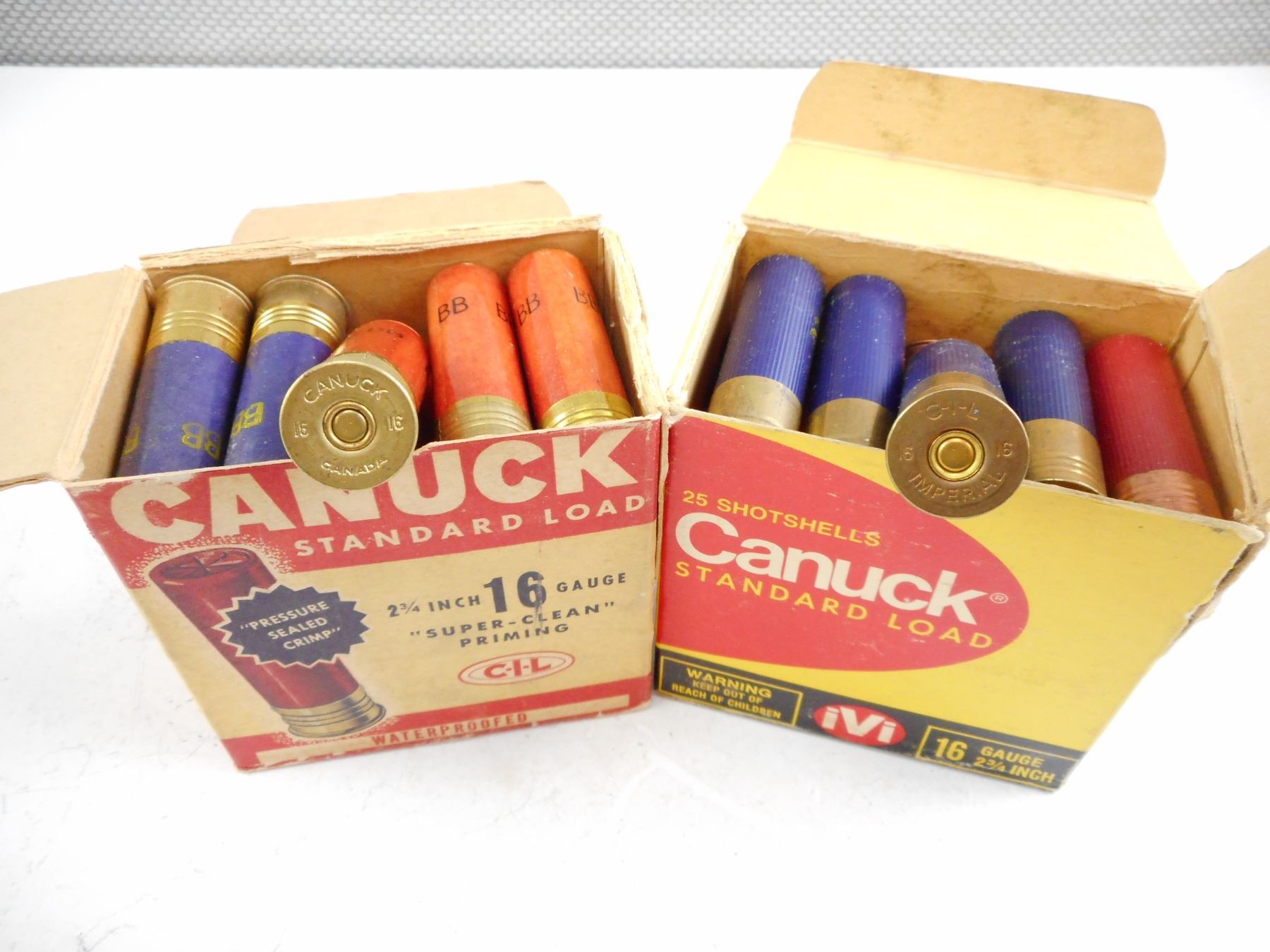 ASSORTED 16 GA, CANUCK COLLECTIBLE SHOT SHELLS
