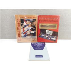 ASSORTED GUN BOOKS