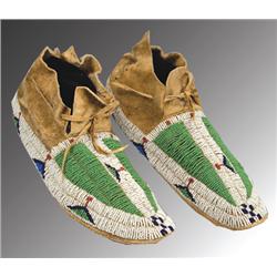Cheyenne Beaded Men's Moccasins