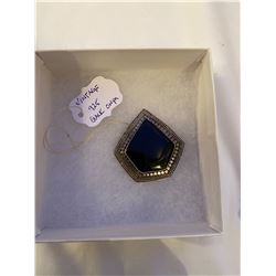 Vintage 925 black onyx brooche