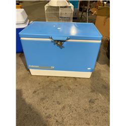 Coleman cooler