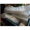 Image 2 : TOTE OF DISPOSABLE CONTAINERS AND LIDS