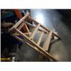 Image 2 : WORKFORCE TILE SAW AND WOOD 2 STEP LADDER