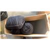 Image 2 : Box of blacks New Zealand wool yarn