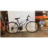 Image 1 : BLUE AND WHITE HUFFY BIKE